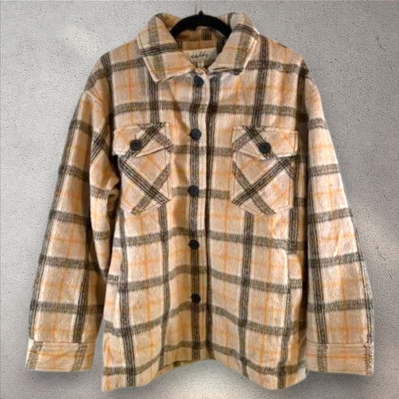 Sebby Jackets & Blazers - Sebby Women's Plaid Shacket in Cream and Tan, NWT, XL